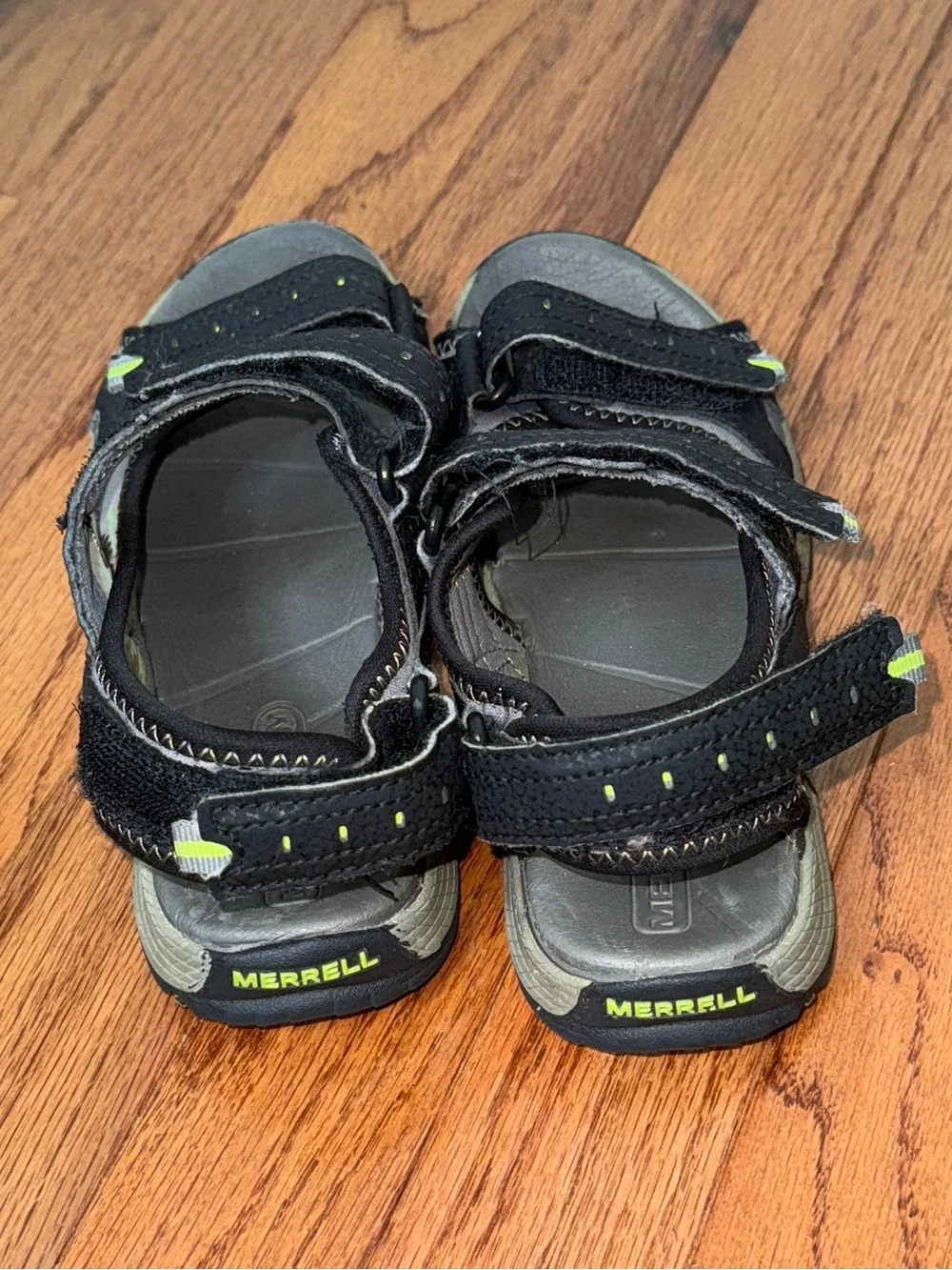 Merrell Kids Panther Gray Black Strappy Velcro Shoes Sandals Size 2